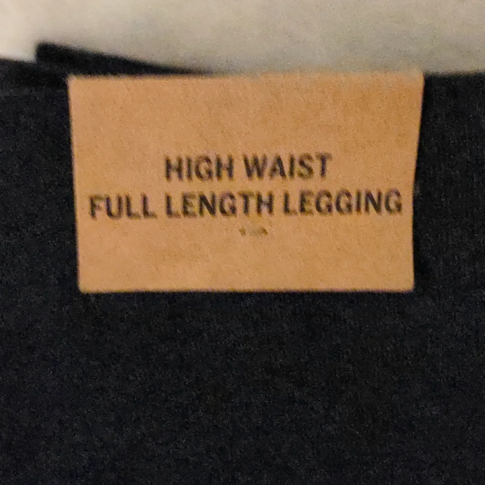 VS Pink leggings - Picture 4 of 7